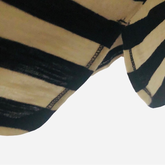 Joe Fresh sleeveless v-neck t-shirt tank chest pockets side slit cotton stripe - Picture 4 of 6